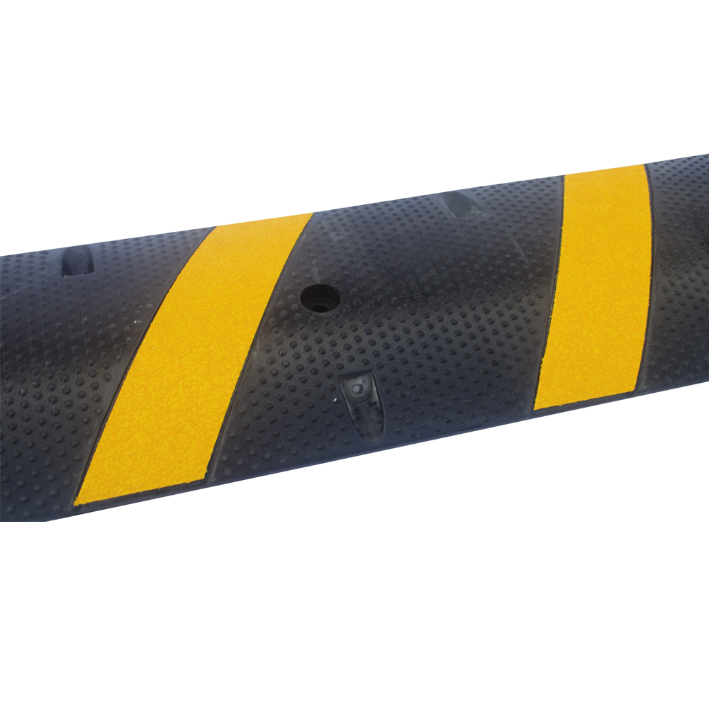 ボトムス・スパッツ jum Amazon.com: 6' Heavy-Duty Rubber Speed Bump : Industrial