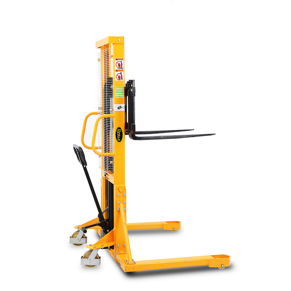 Bolton Tools Straddle legs Stacker 2200lbs Capacity 63